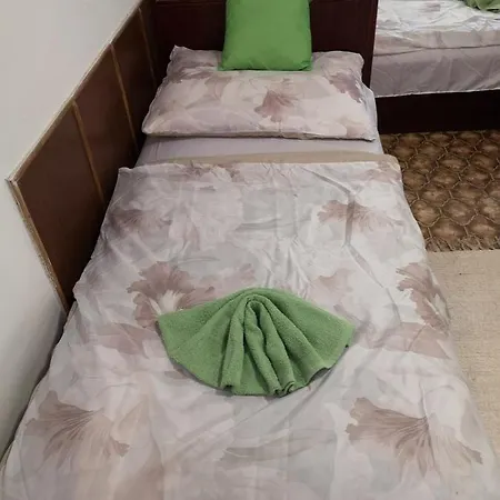 Relax House